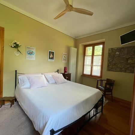 Dimora Fiorita Junior My Holiday Home Varallo Esterno foto