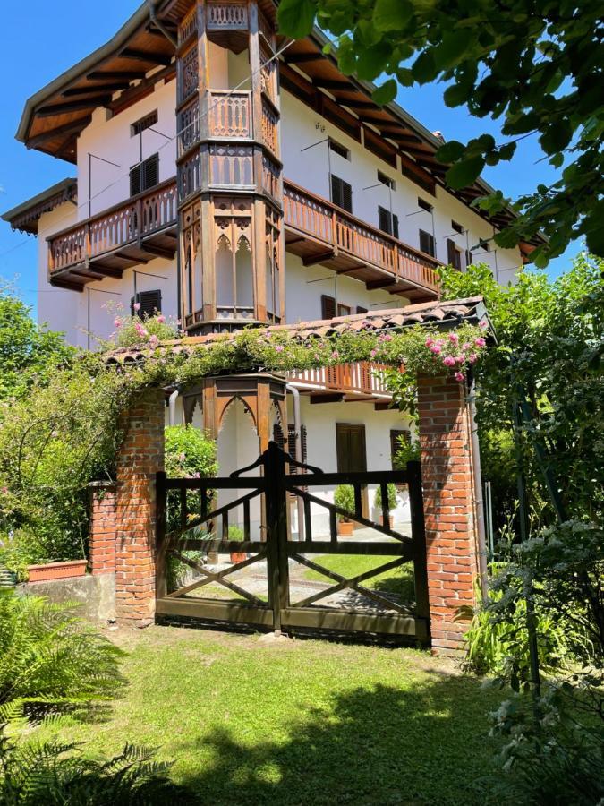 Dimora Fiorita Junior My Holiday Home Varallo Esterno foto