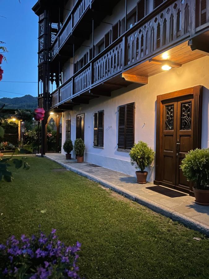Dimora Fiorita Junior My Holiday Home Varallo Esterno foto